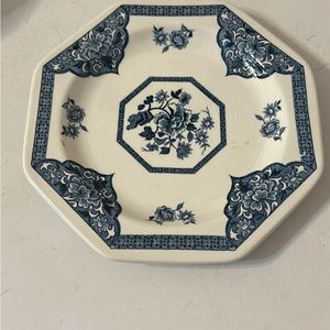 Royal Staffordshire Old Pekin Ironstone J&G Meakin England 7” plate